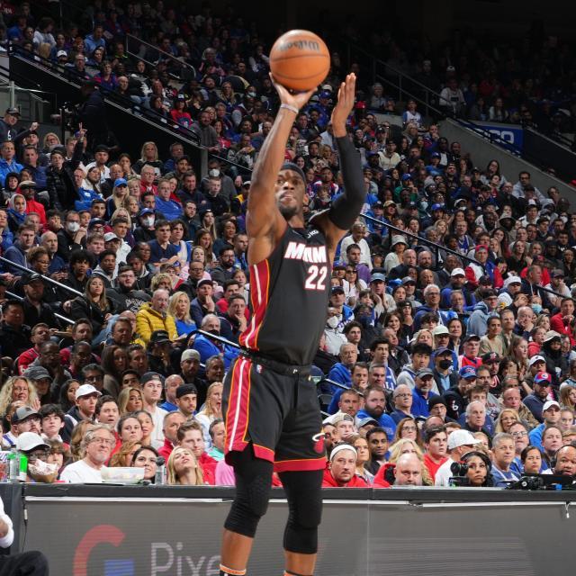 开云下载-两战73分无力回天 巴特勒再次扮演孤胆英雄