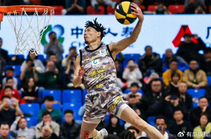 开云网站-男篮40岁老将夺冠！张镇麟宿敌获美国扣篮王：转手送陌生人一辆车|陈登星|扣篮大赛|大赛|冠军|飞跃_新浪体育_新浪新闻